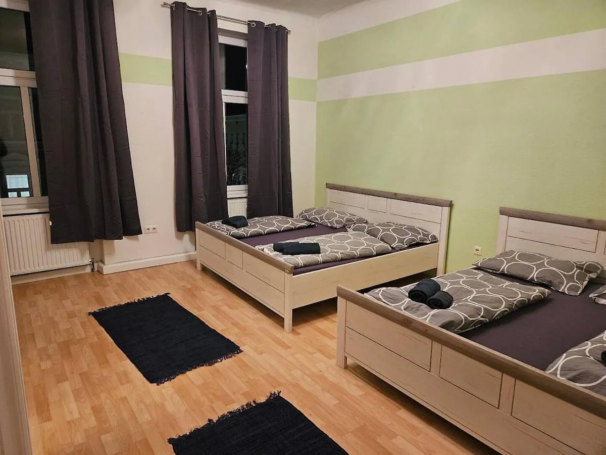 At Westbahnhof I Close To Shopping Street & Metro Viena Apartamento