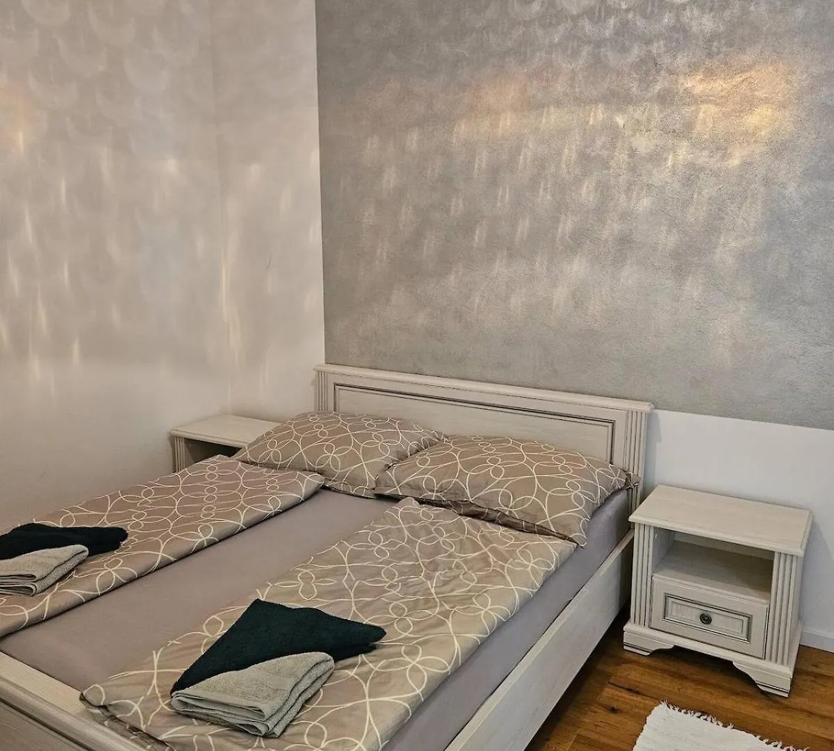 Apartment At Westbahnhof I Close To Shopping Street & Metro Vienna
